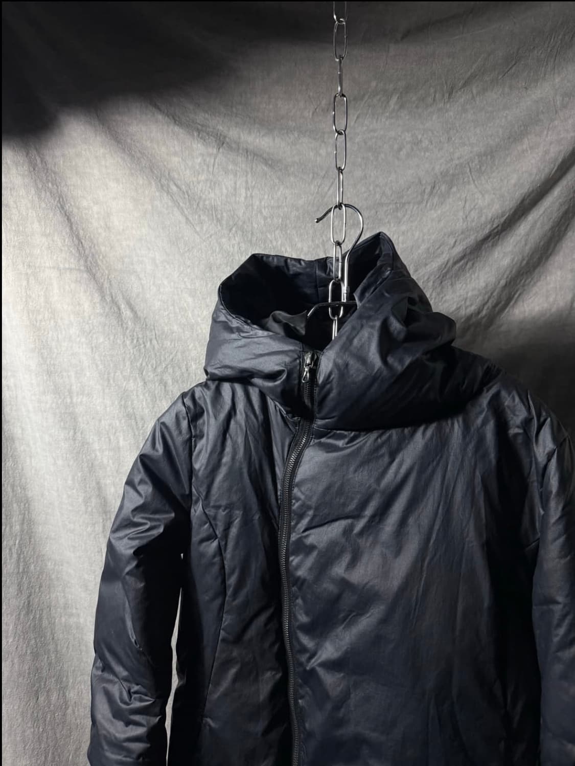 attachment kazuyuki kumagai 사선 절개 패딩 상품이미지3