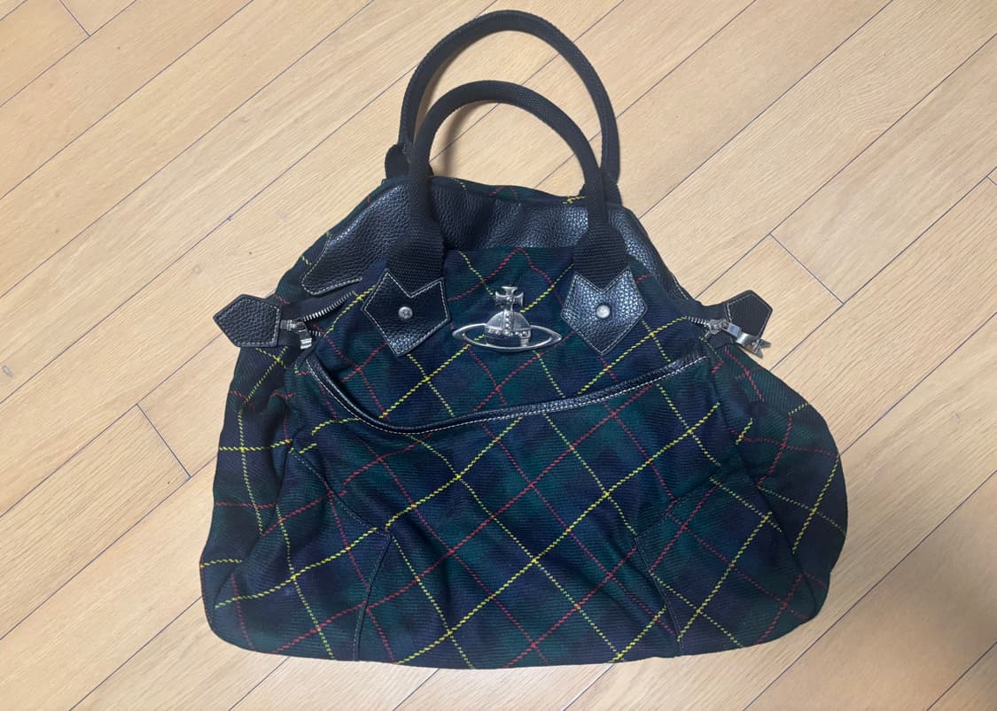 비비안웨스트우드 체크 토트백 상품이미지1
