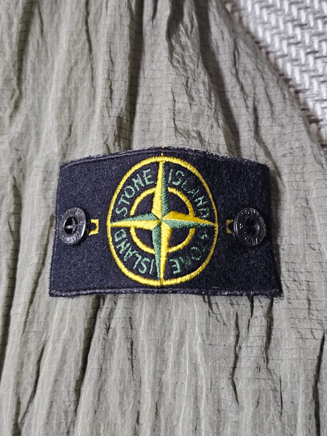 스톤아일랜드 나일론 메탈 립스탁 자켓 상품이미지3