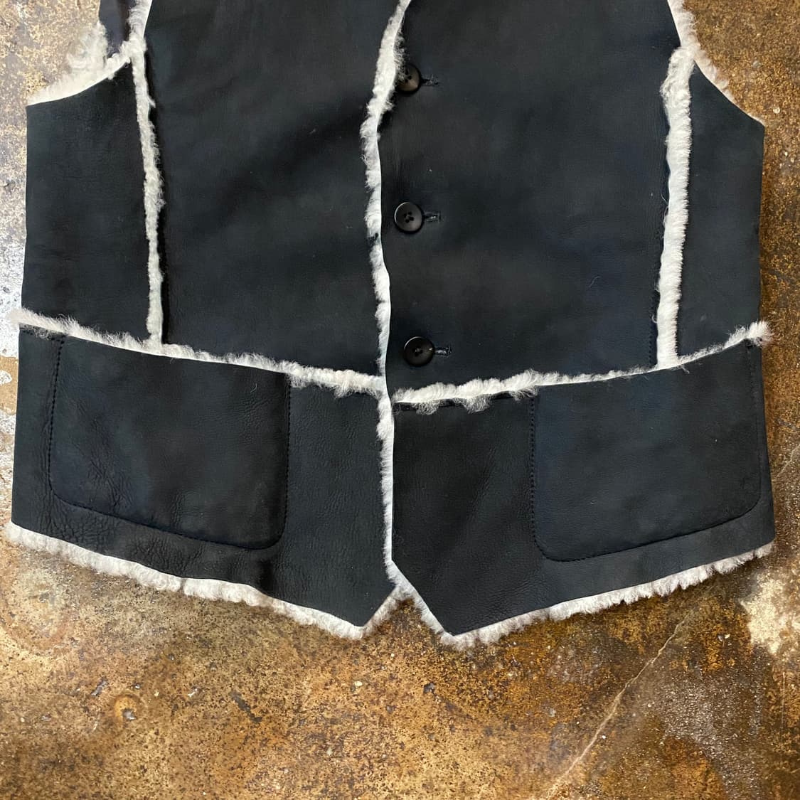 (M) the letters 무스탕 조끼 상품이미지3