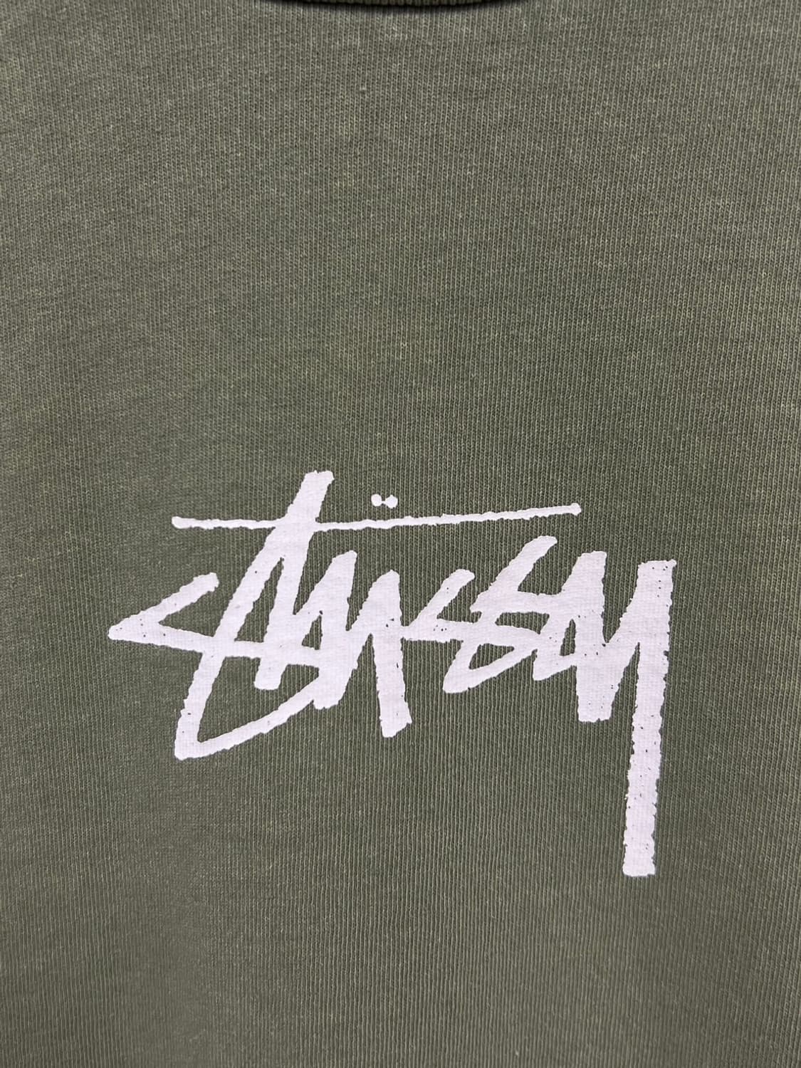 스투시 베이직 로고 카키 반팔 티셔츠 상품이미지4