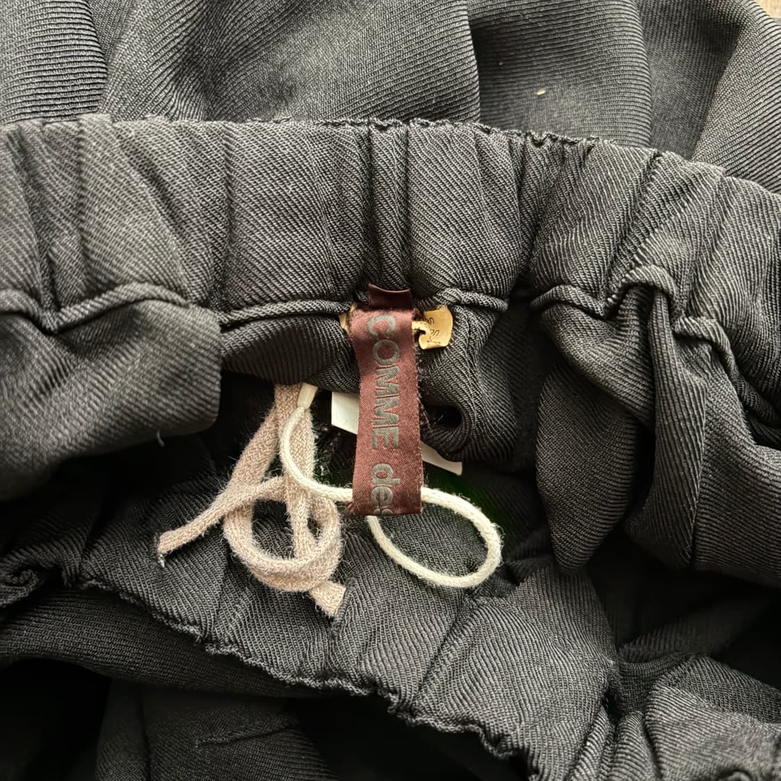 Distressed Ruffle Transformed Pants 상품이미지8