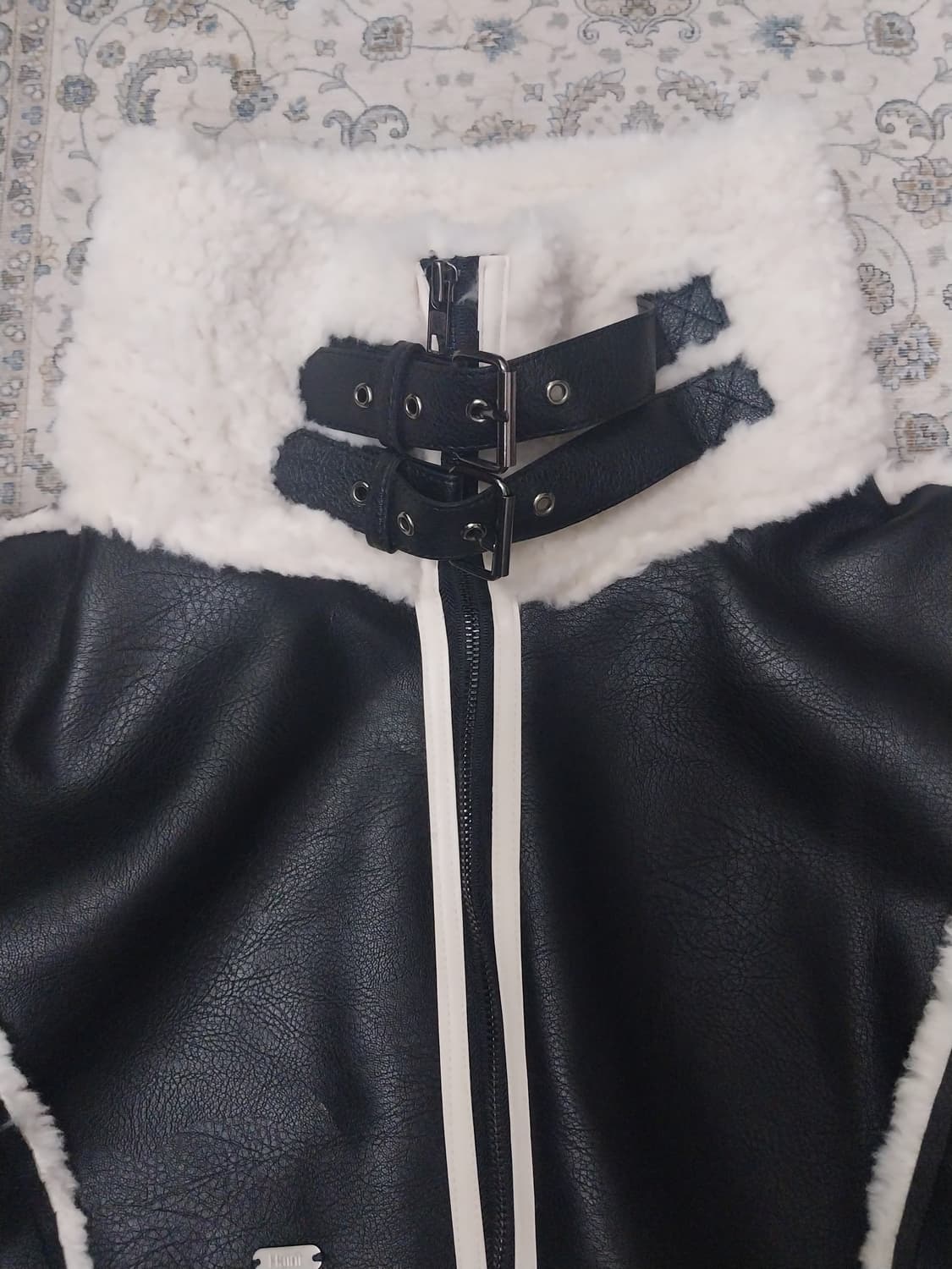 헤인트 스칼렛 크롭 무스탕 F 상품이미지4