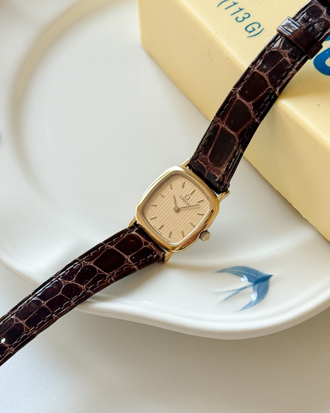 오메가 드빌 골드 스퀘어 시계 상품이미지1