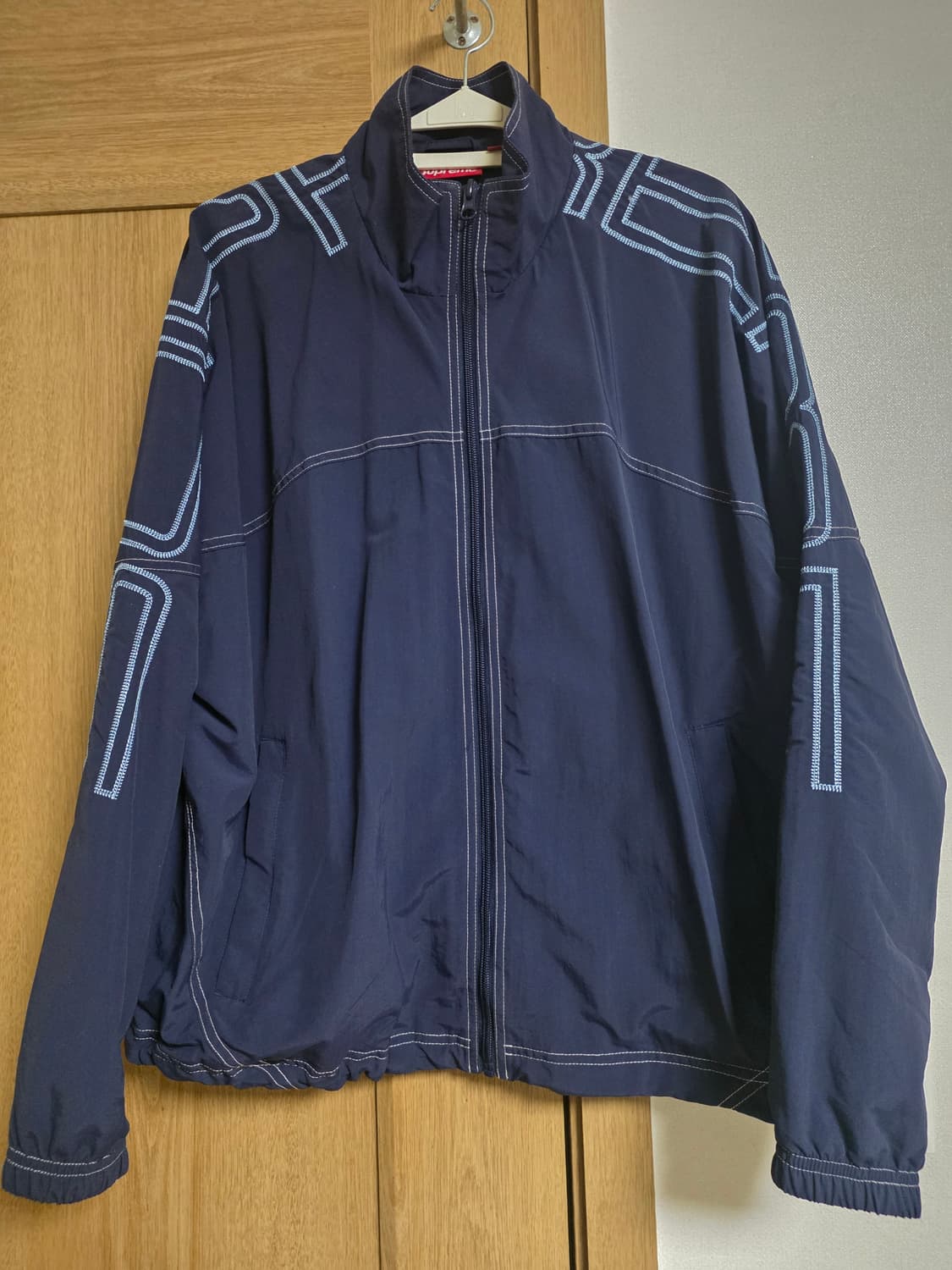 [S] 슈프림 스펠아웃 트랙 셋업(자켓+팬츠) 네이비 상품이미지2