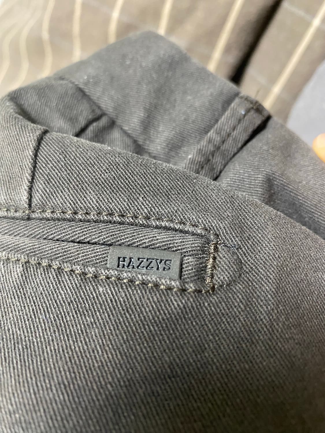 [78] 헤지스 스트레이트핏 치노 팬츠 차콜 상품이미지5