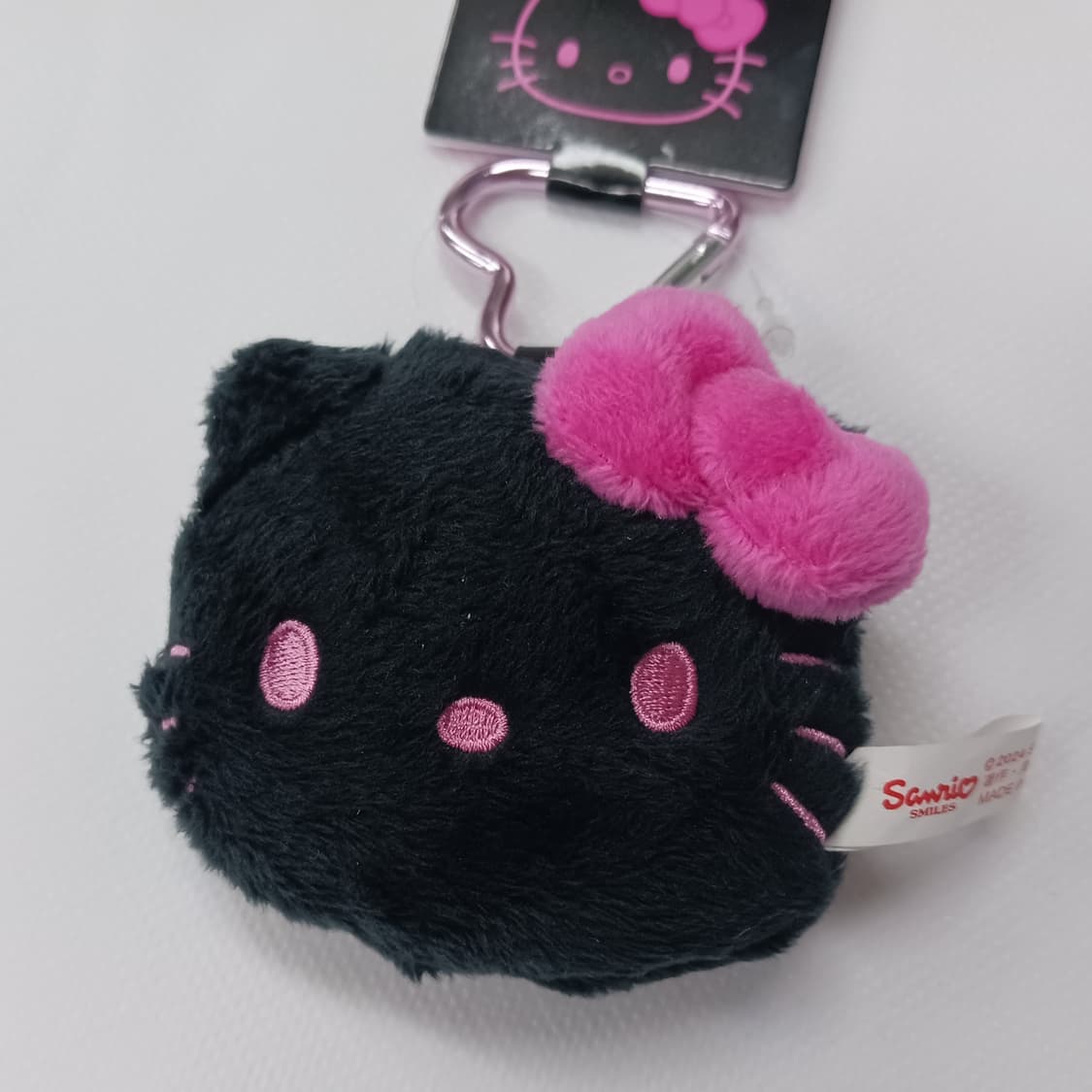 산리오 헬로 키티 키링 페이스 마스코트 홀더 블랙 핑크 상품이미지2