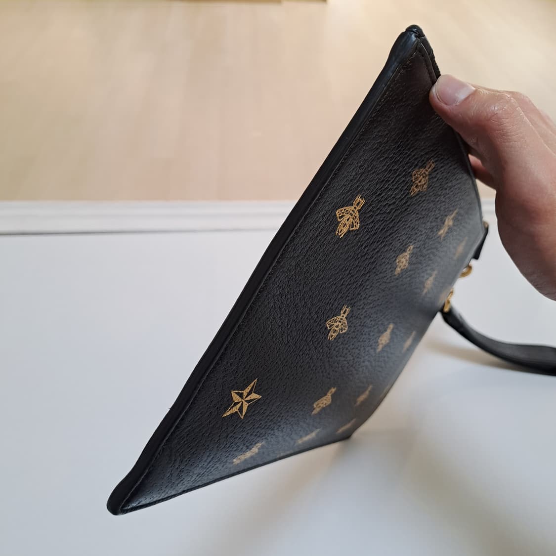 [100%/정품] 구찌 비 스타 레더 클러치 블랙, 구찌클러치,구찌파우치 상품이미지7