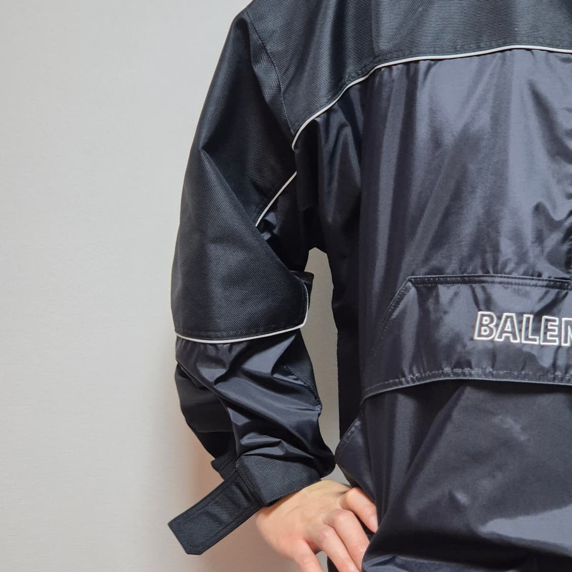 발렌시아가 아노락 블랙 46 상품이미지3