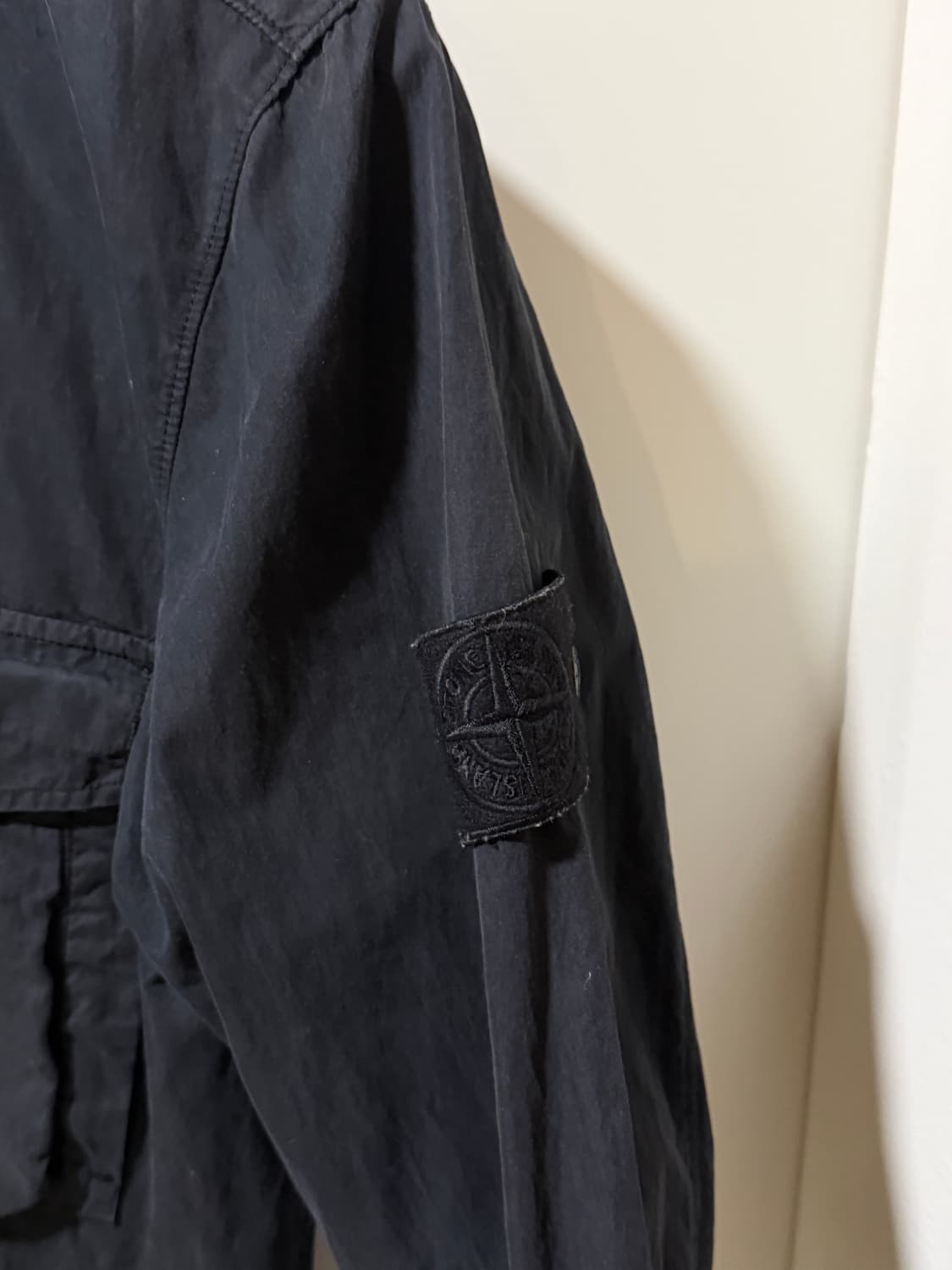 스톤아일랜드 고스트 피스 오버셔츠자켓 블랙(쉐도우 프로젝트 한정판) 상품이미지2