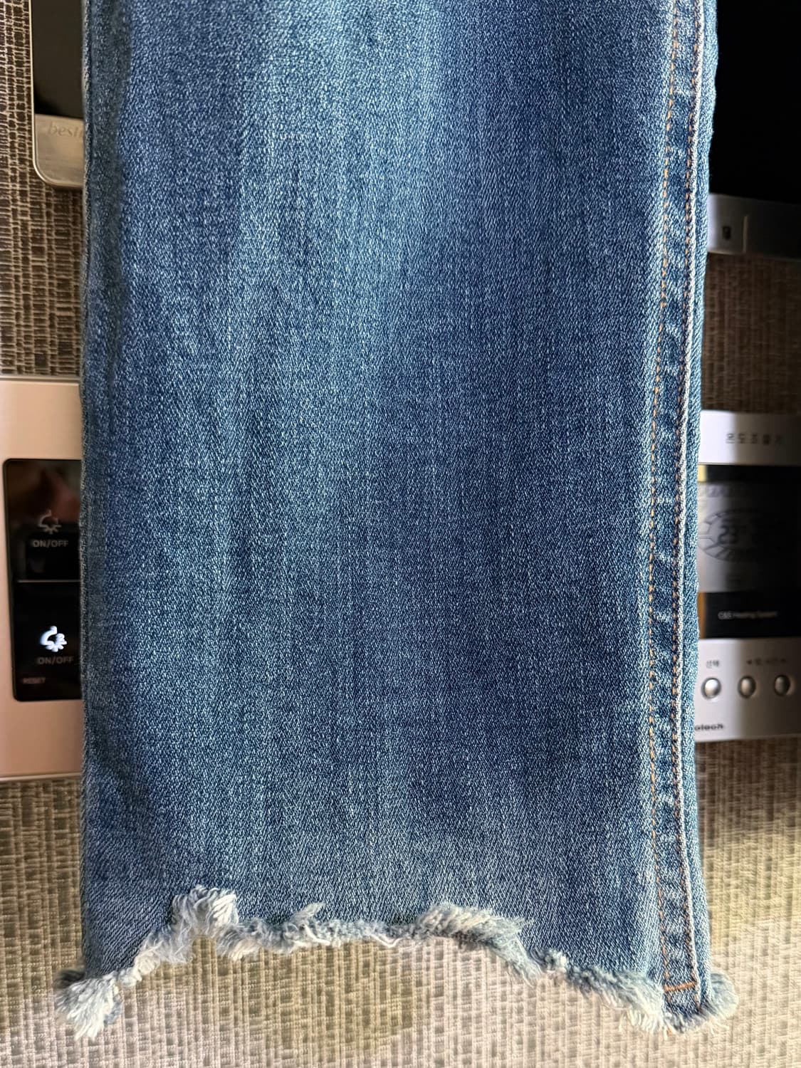 시에로 siero 밑단 내추럴 컷팅 허리 속밴딩 중청 일자 데님 팬츠 상품이미지5