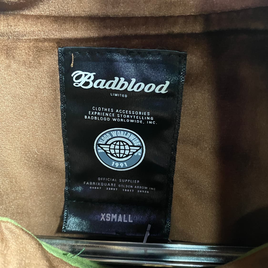 배드블러드 로고 배색 벨벳 자켓 B3188 상품이미지4