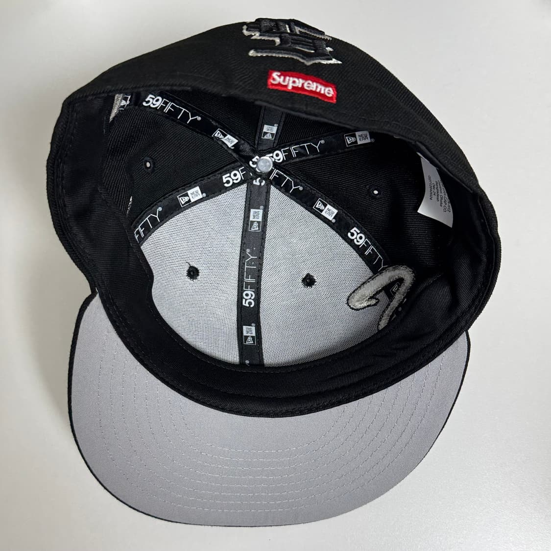 슈프림 멀티 S 로고 뉴에라 블랙 - 25SS 상품이미지2