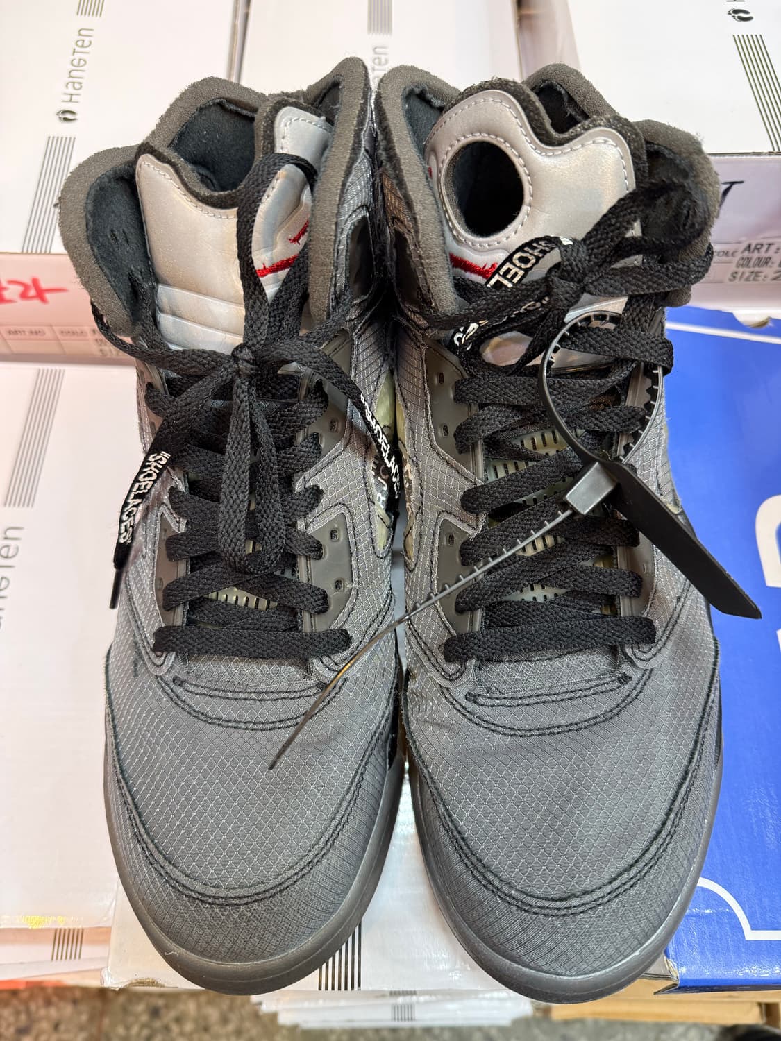 (290) 나이키 오프화이트 조던5 블랙 모슬린 상품이미지1