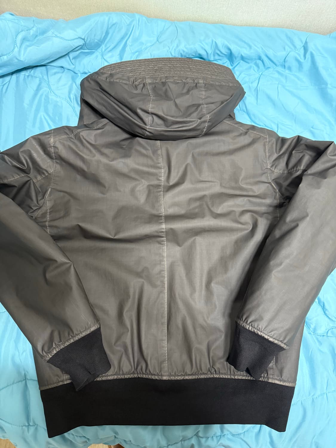 스톤아일랜드 무솔라 고마타 L 상품이미지2