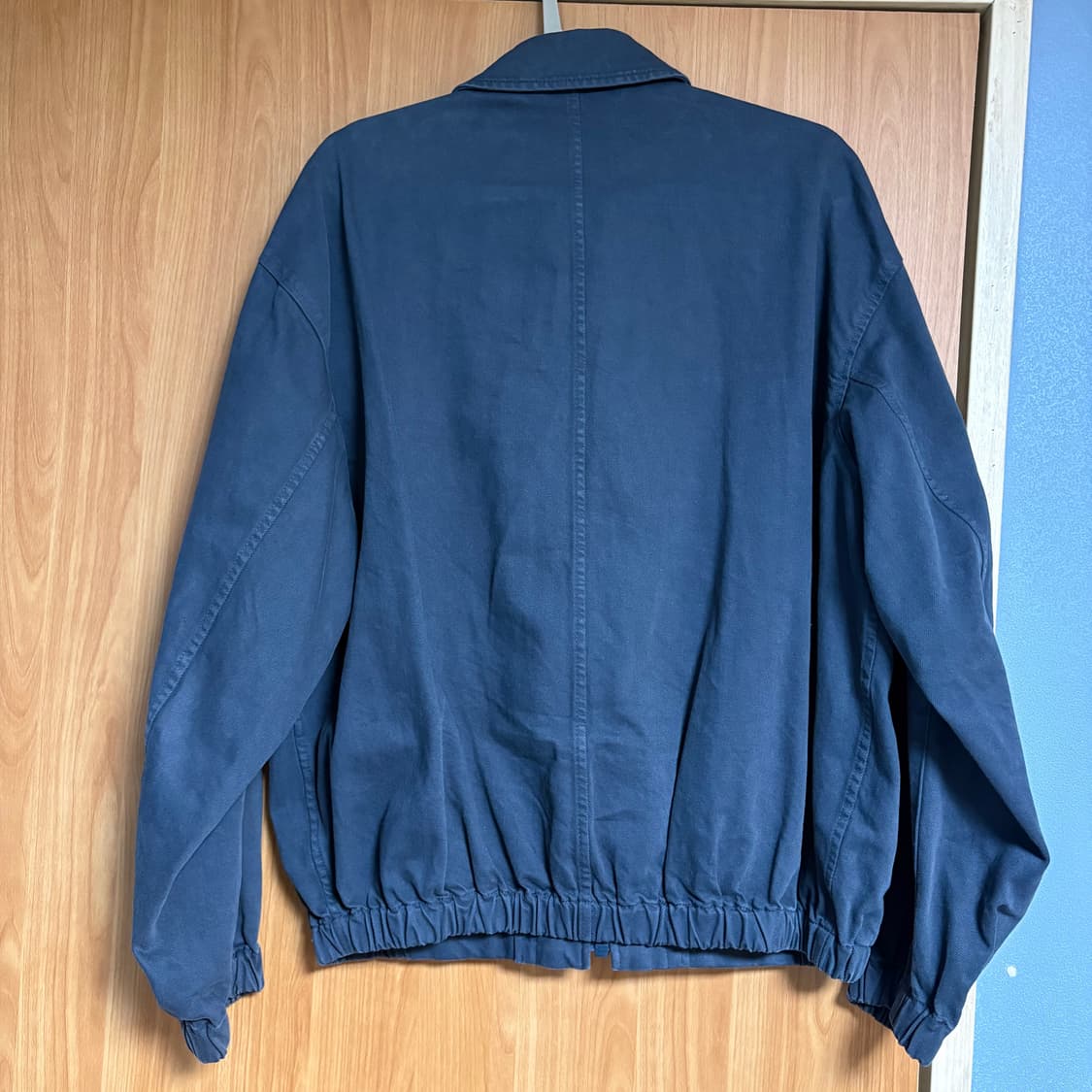 유니클로u 24ss 집업블루종 68 blue 상품이미지3