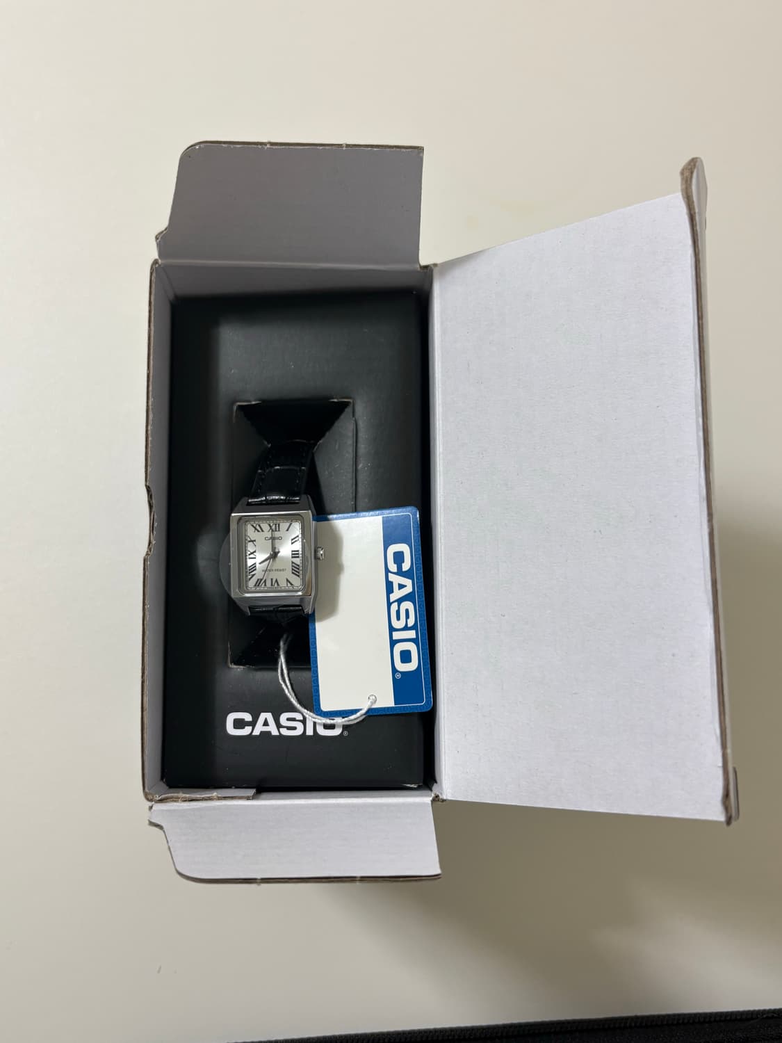 카시오 LTP-V007L-7B1 여성 가죽 시계 판매해요 상품이미지2