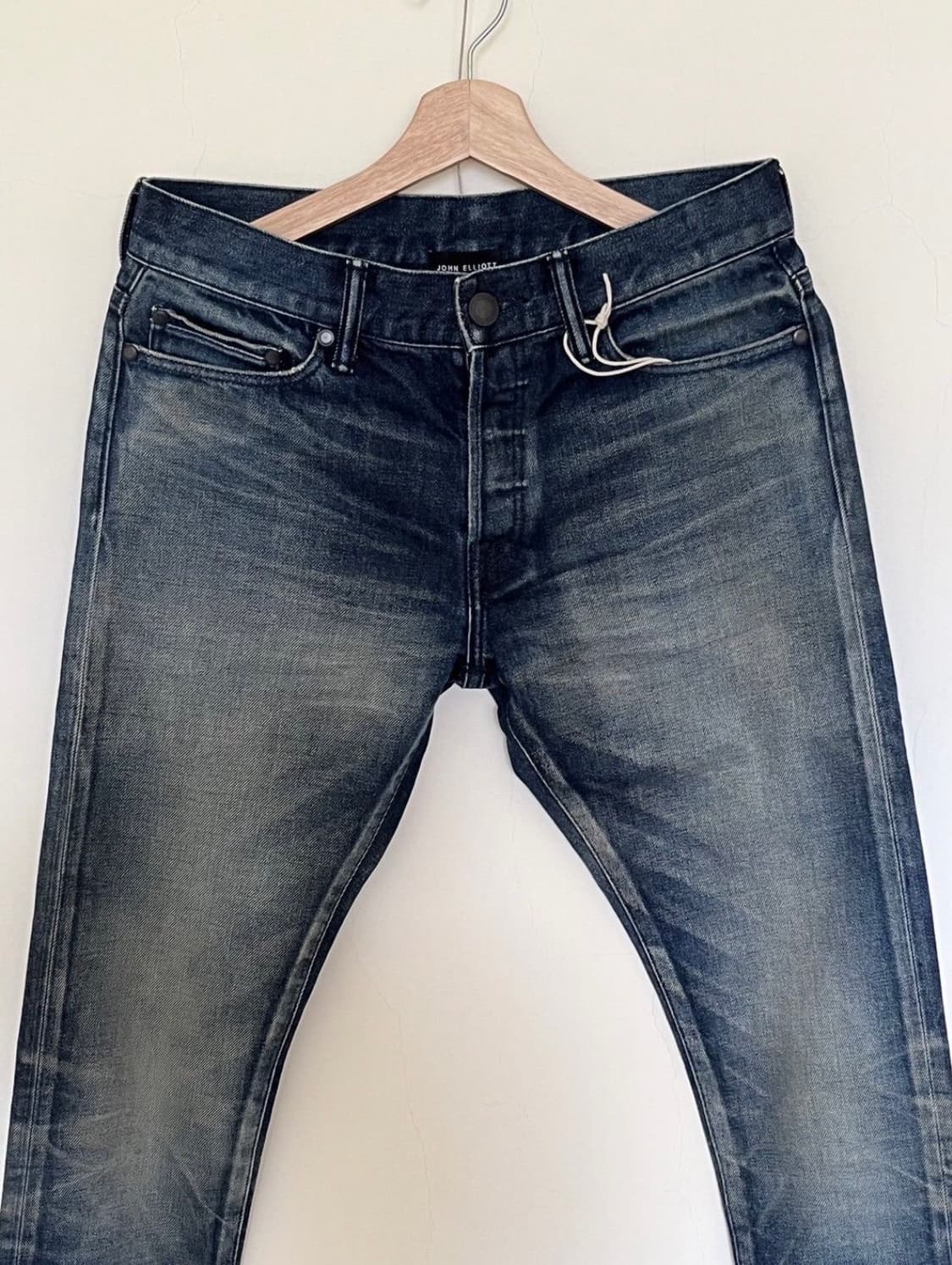 존 엘리엇 Cast 2 Nimbus 진 상품이미지3