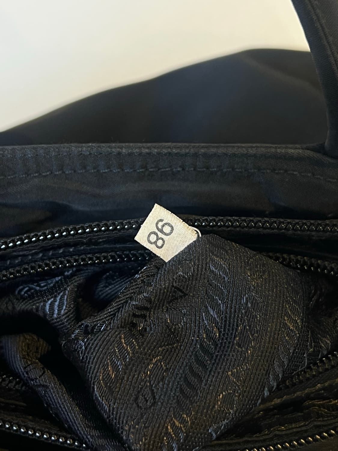 프라다 나일론 토트백 상품이미지9