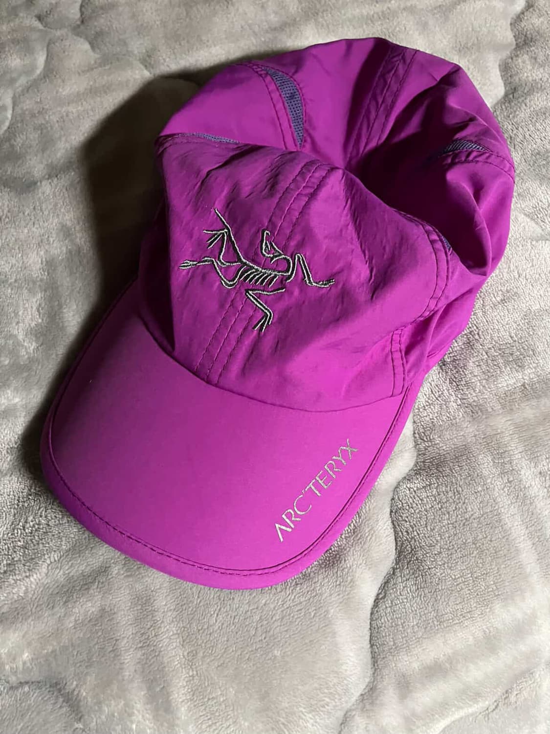 아크테릭스 러닝 캡 상품이미지1