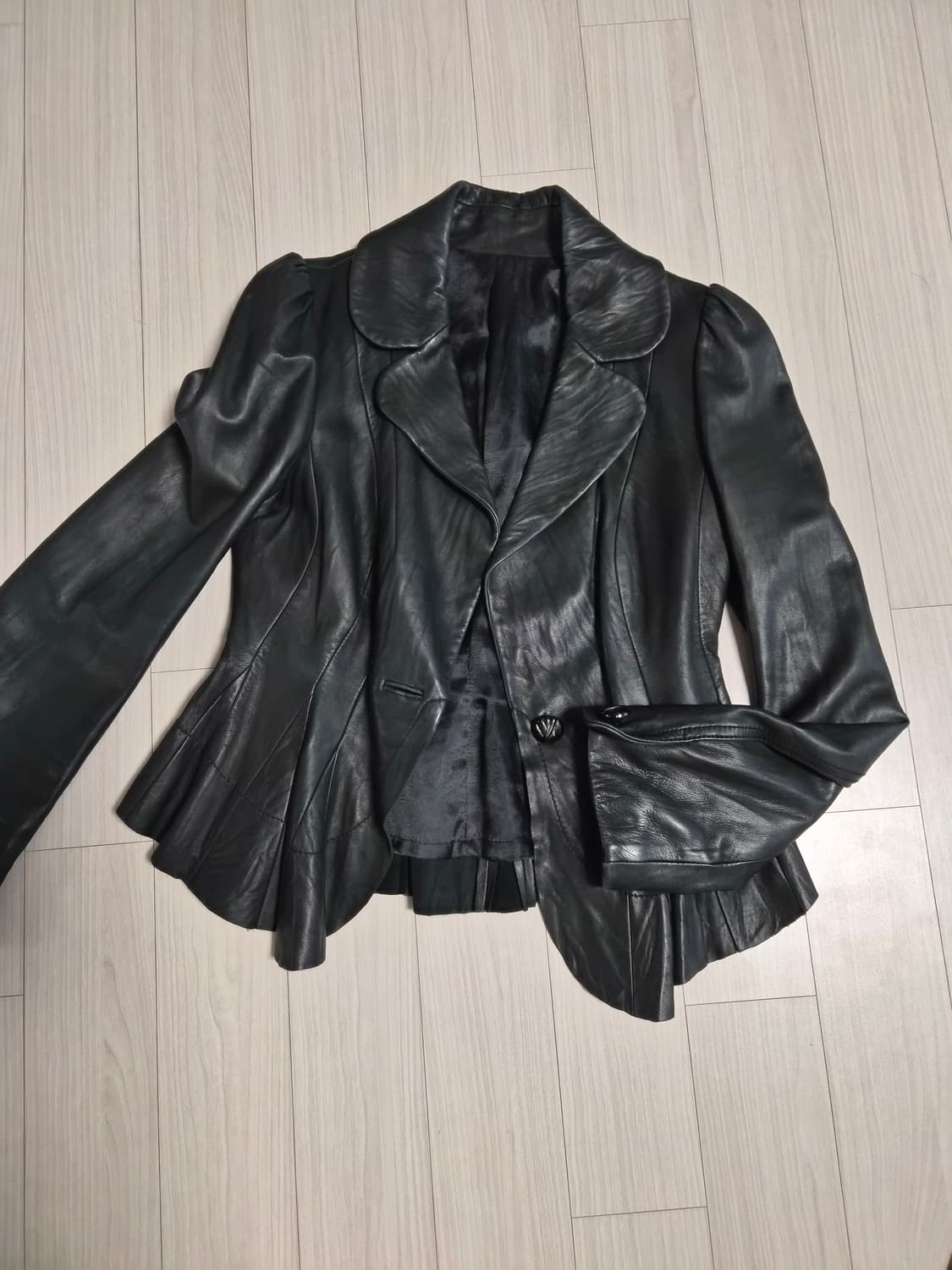 천연 양가죽 페플럼 슬림핏 자켓 (100% 리얼레더) 상품이미지1