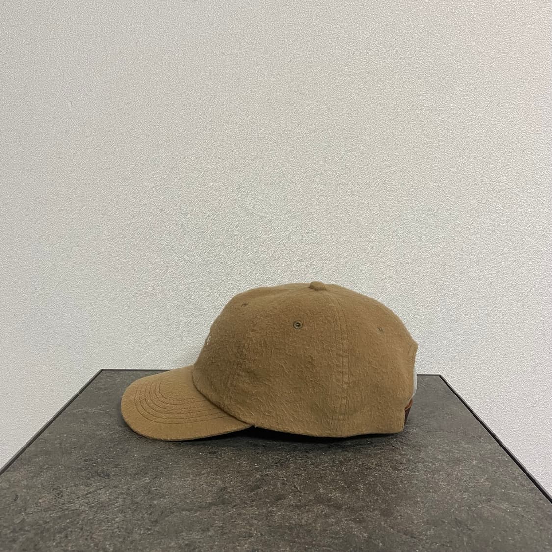 슈프림 클래식 로고 탄 베이지 볼캡 모자 6패널 캡 상품이미지2