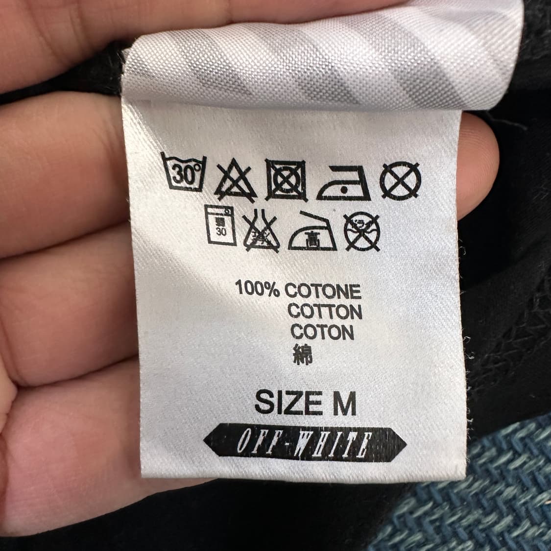 [M] 오프화이트 X 브이론 반팔티 상품이미지4