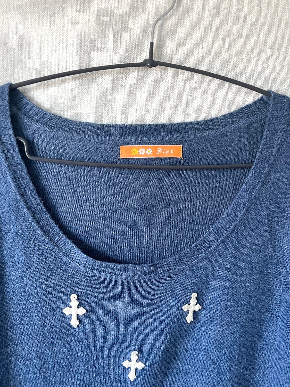 FINT 크로스 니트 상품이미지4