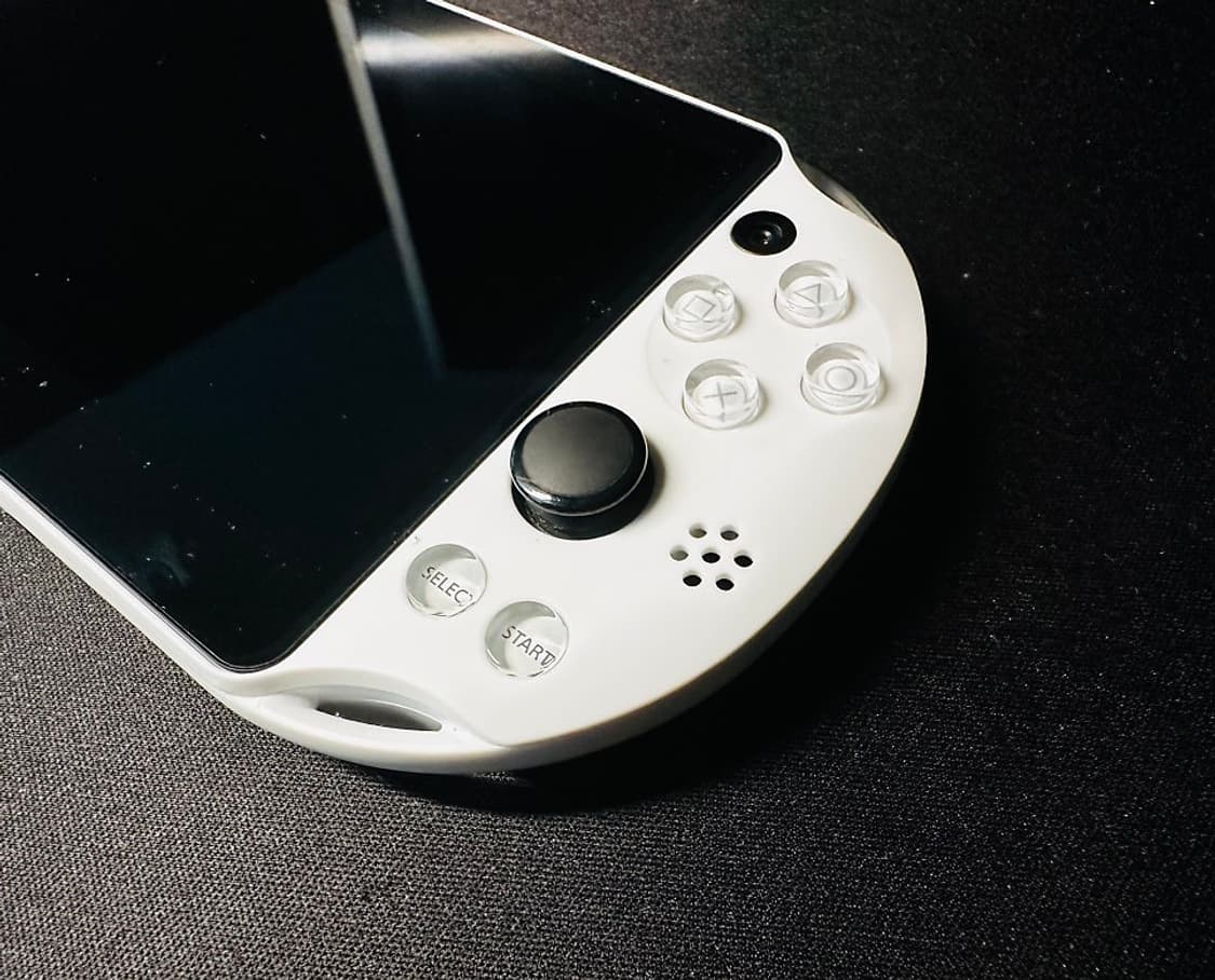 PS Vita 플스 비타 2세대 화이트 256GB 완료 판매 상품이미지6