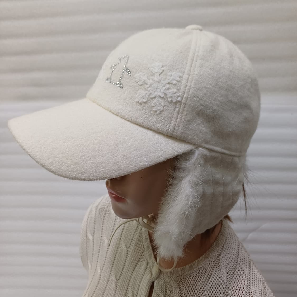 먼싱웨어 골프 겨울 방한 귀덮개 귀달이 캡 모자 여성 방한모 사랑봉봉 상품이미지1