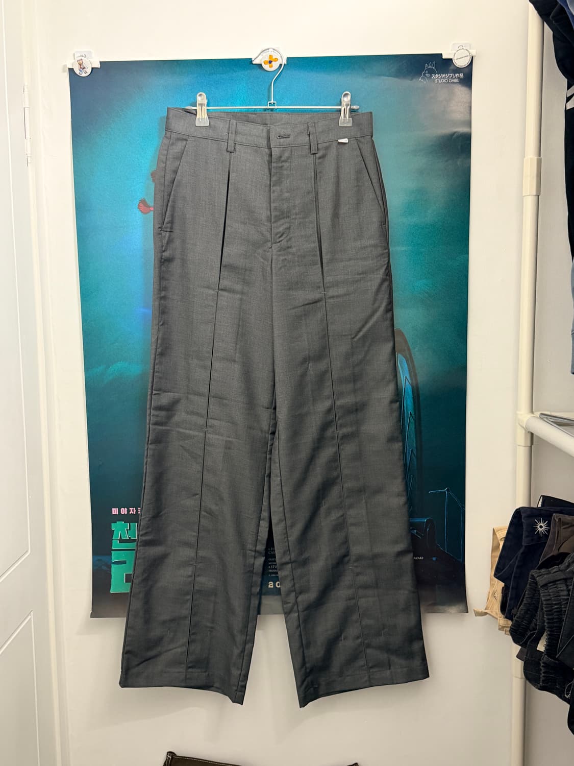 노메뉴얼 / OPEN TUCK PANTS 상품이미지2