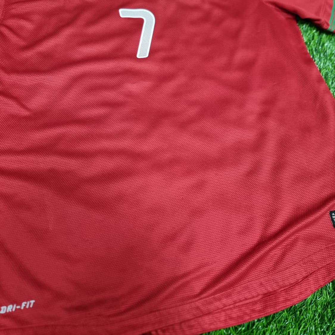 12-13시즌 포르투갈 국대 홈 유니폼 #7 호날두 상품이미지9