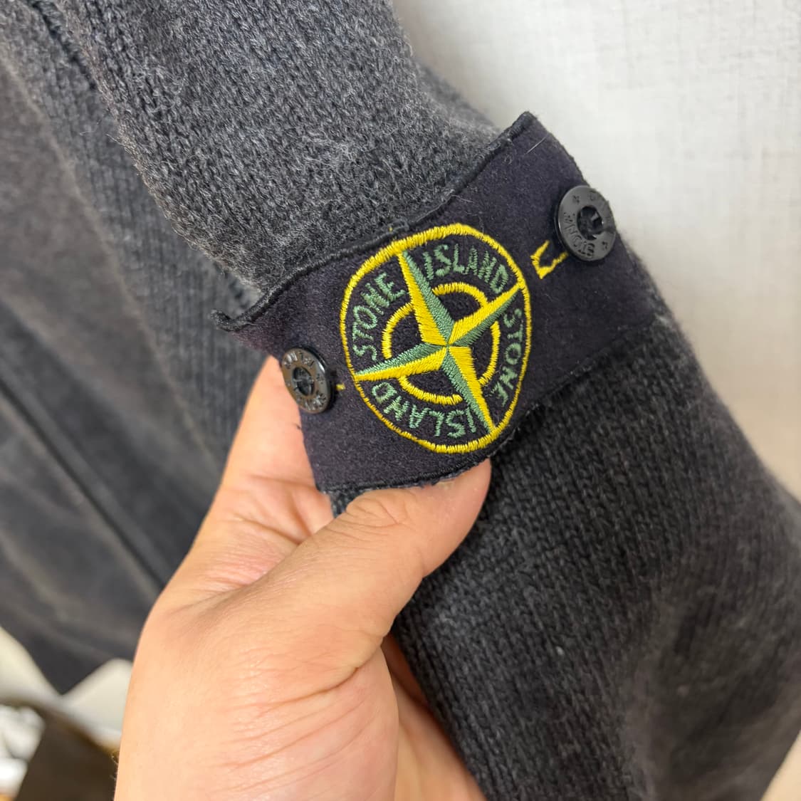 스톤아일랜드 니트 후드집업 상품이미지3