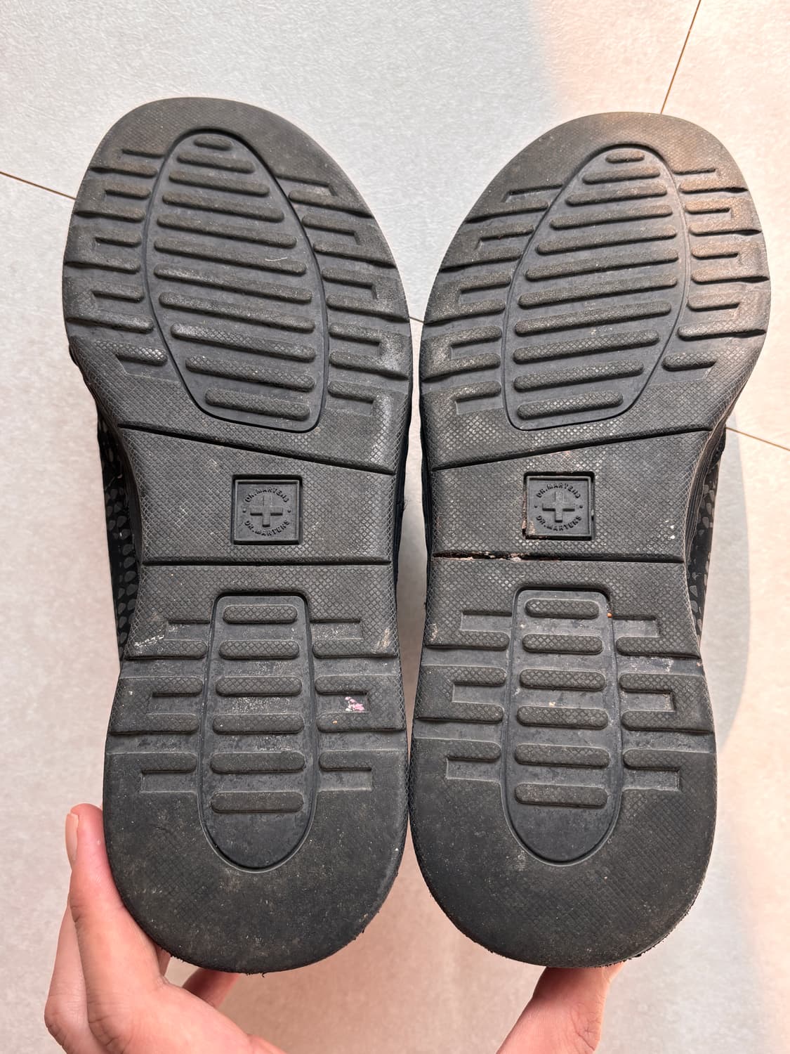 Dr.Martens Cavendish 패턴 더비 슈즈 상품이미지4