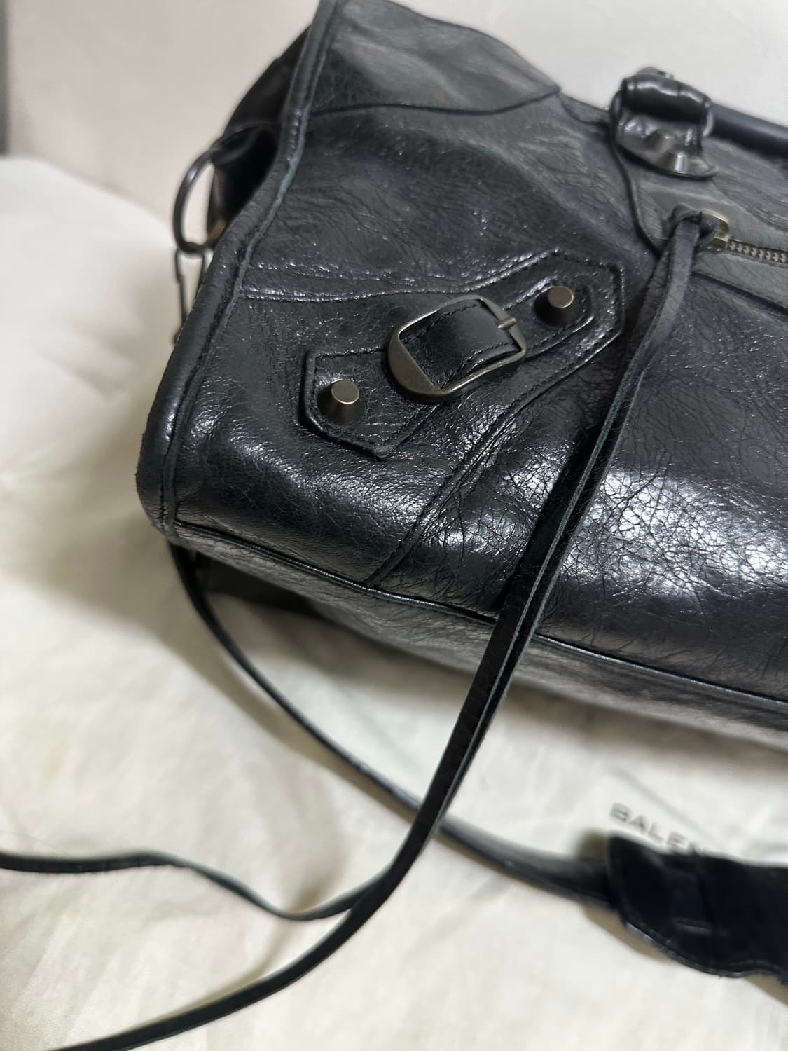 [A 정품] 발렌시아가 시티 모터백 파트타임 블랙 상품이미지4