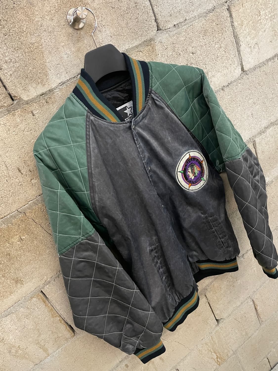 스타터 시카고 블랙호크스 스타디움 자켓 상품이미지3