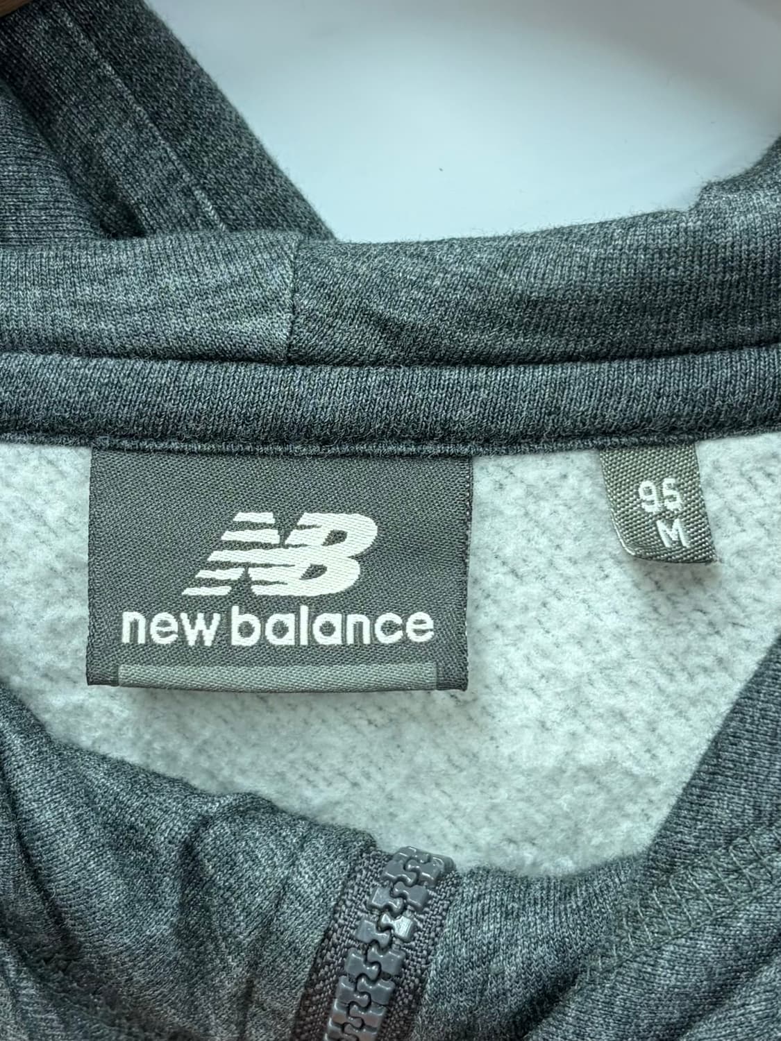 뉴발란스 그레이 기모 후드집업 상품이미지4