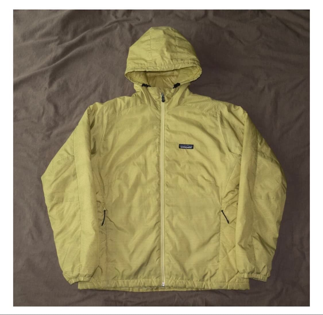 파타고니아 경량패딩 상품이미지1