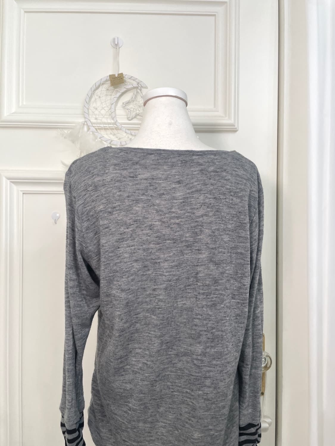 gray black stripe shirring top 상품이미지4