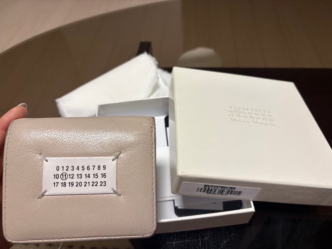 메종마르지엘라 반지갑 베이지 상품이미지1