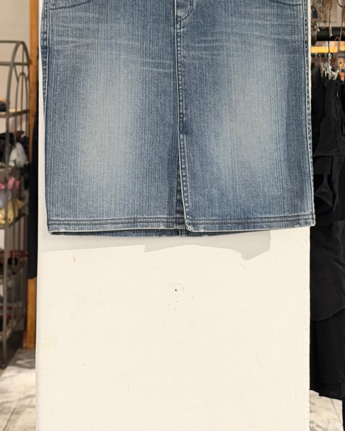 버버리 블루라벨 핑크 로고 데님 미니스커트 상품이미지3