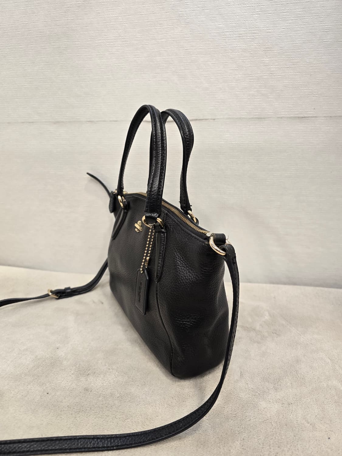 코치 블랙 미니 켈시 사첼백 크로스백 토트백 상품이미지4