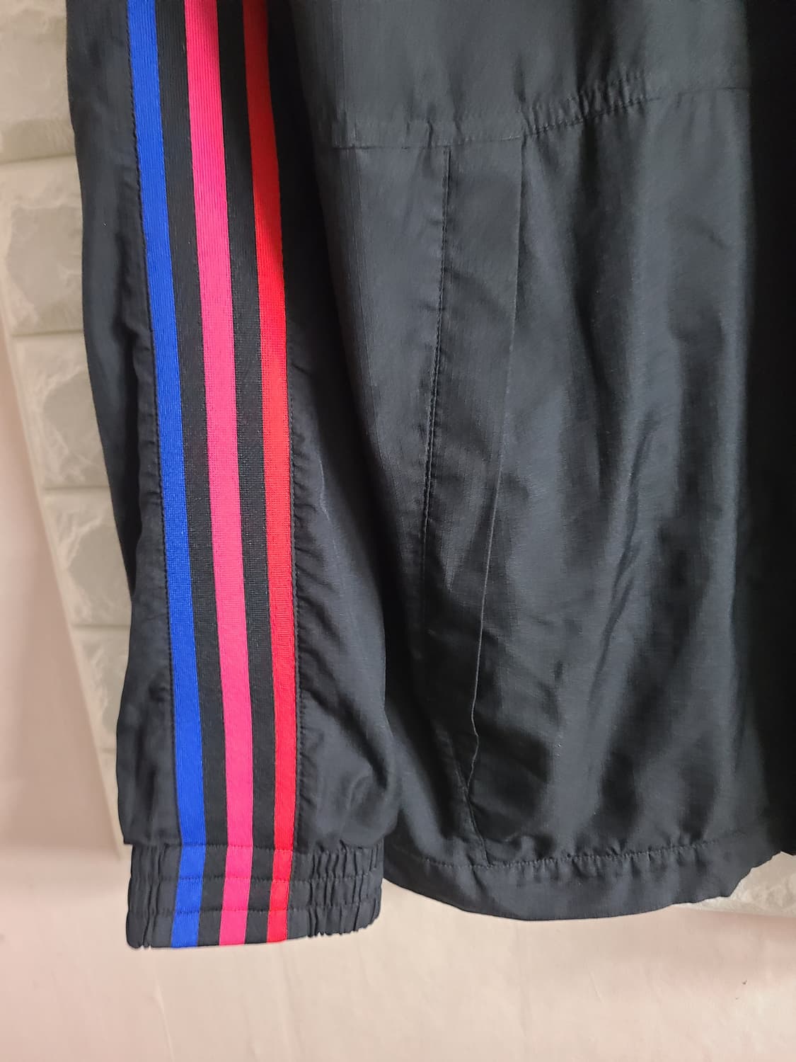 아디다스 삼선 후드 바람막이 블랙(실95) 상품이미지4