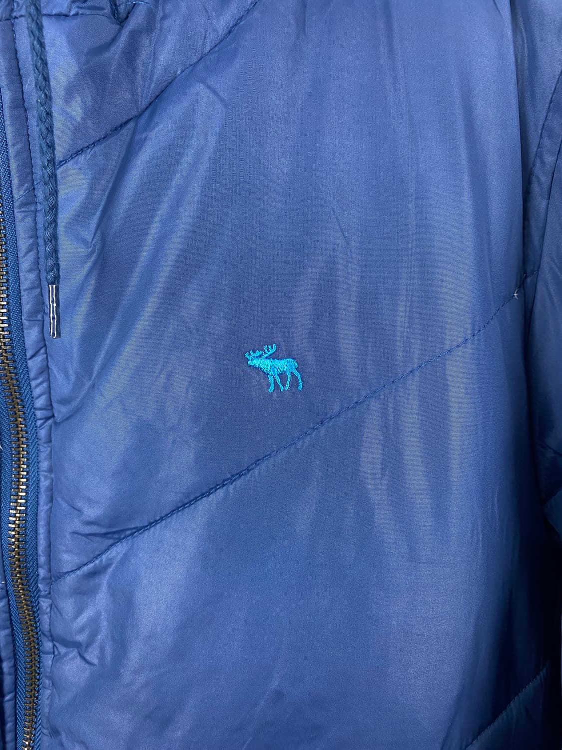 아베크롬비 블루 다운 크롭 스키 패딩 XL 상품이미지2