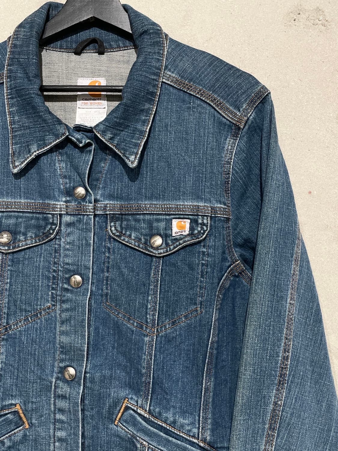 칼하트 우먼 WJ001 진청 스냅 버튼 데님 자켓 상품이미지3
