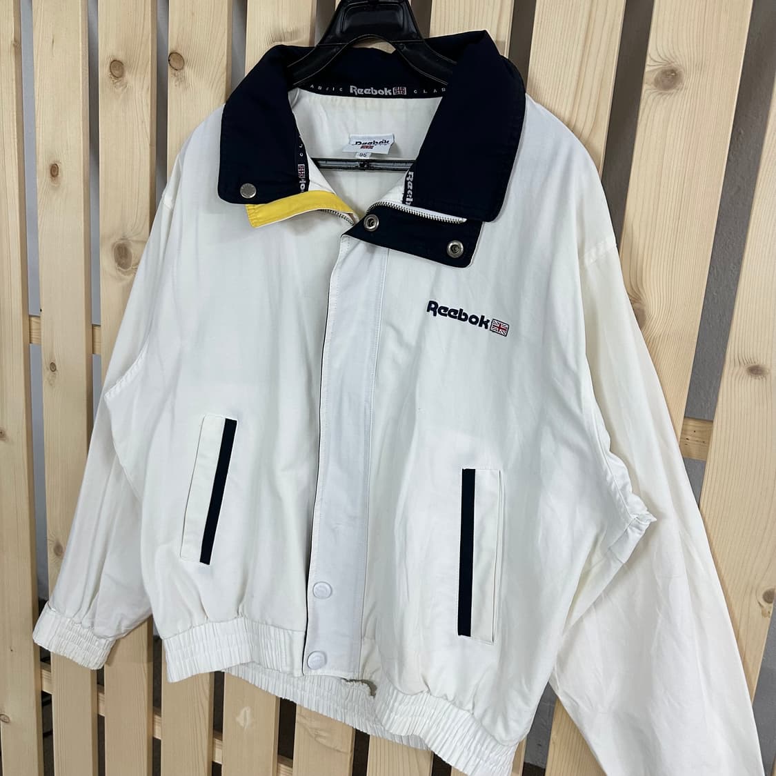 (M) 리복 올드스쿨 화이트 바람막이 자켓 상품이미지2