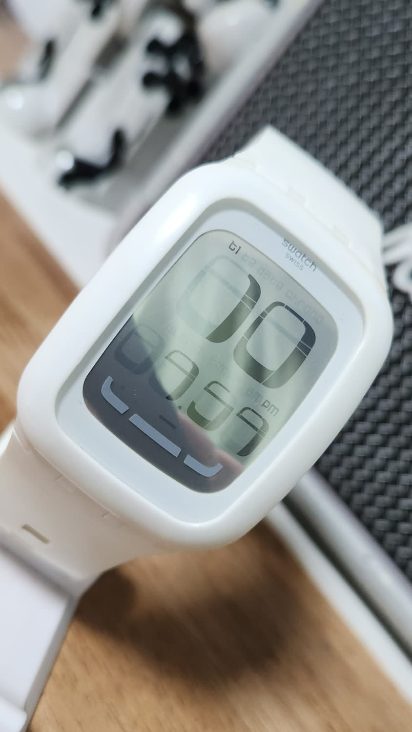 # 스와치 터치스크린 서이수 시계 터치시계 급처 상품이미지4