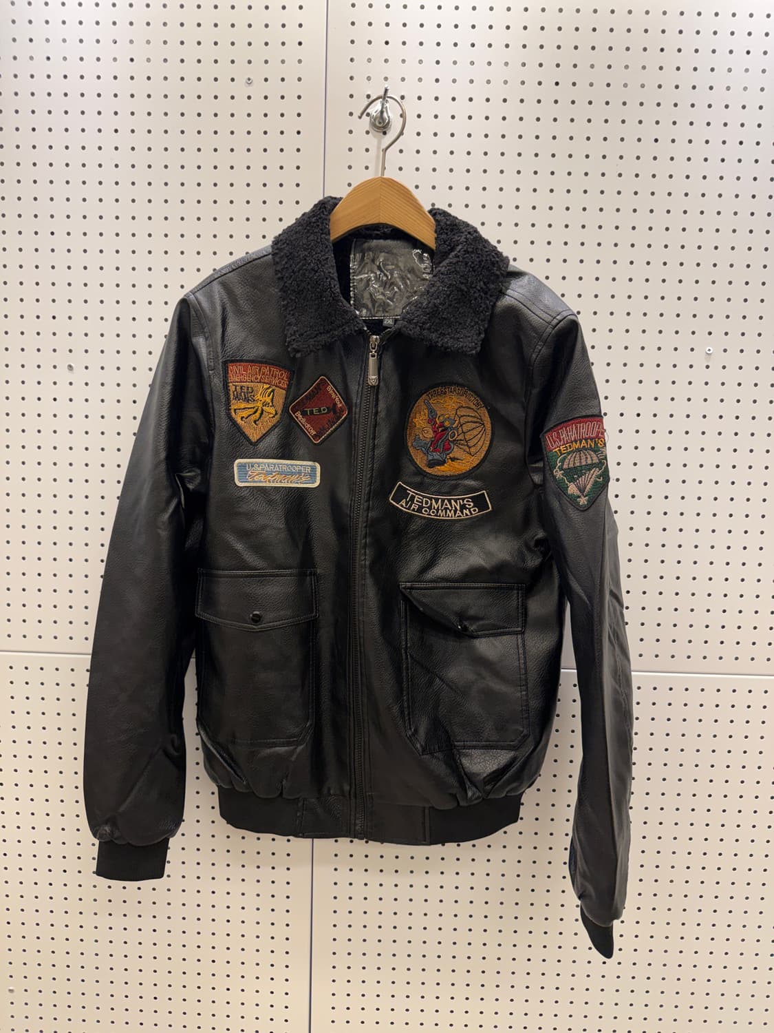 테드맨 패치 가죽 항공 점퍼 블랙 U1537 상품이미지2