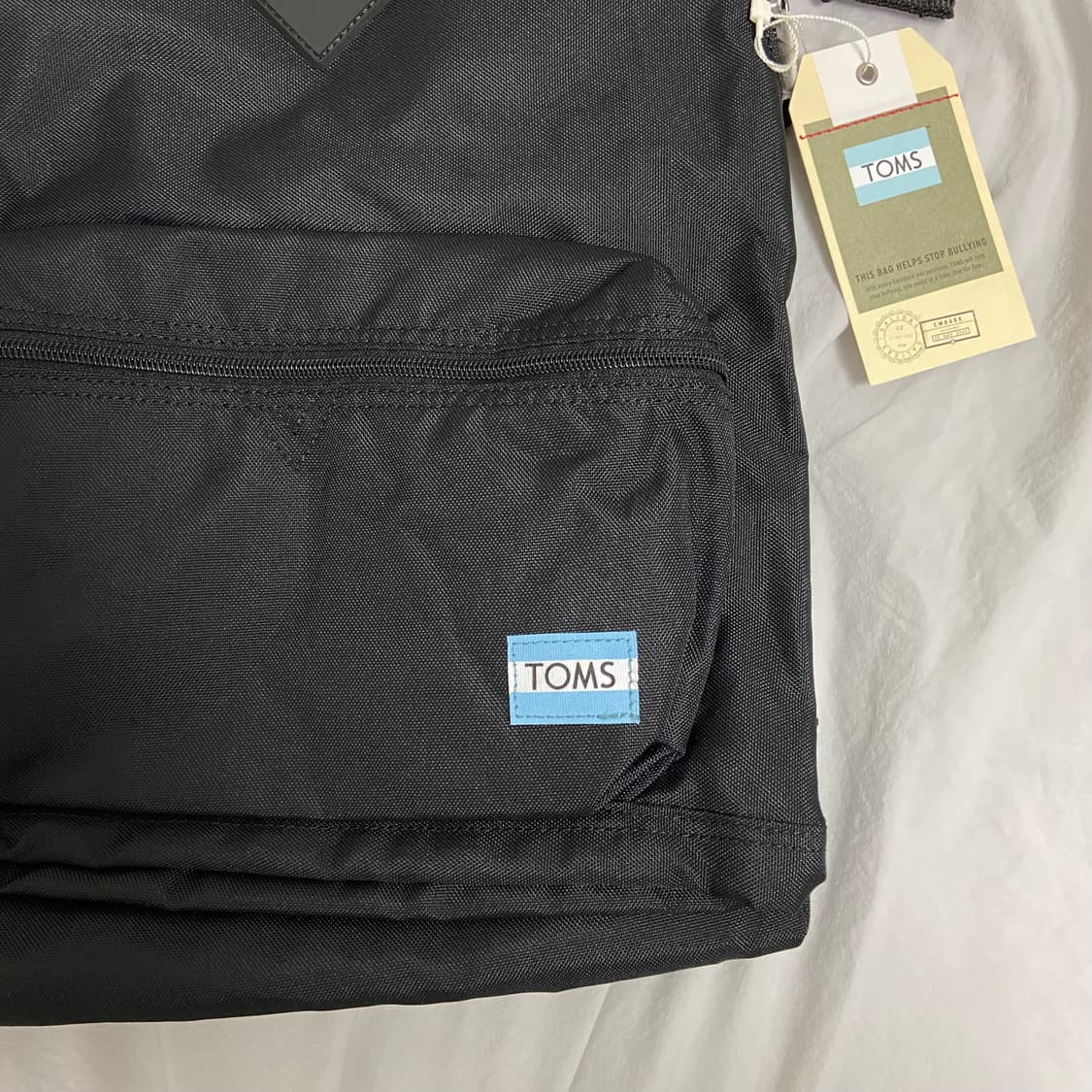 TOMS 블랙 백팩 새상품  상품이미지2
