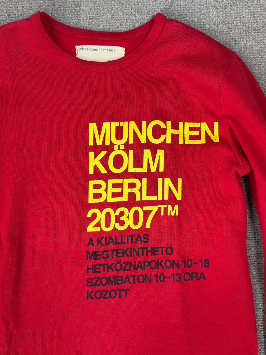 그라니프 20307 레드 타이포 그래픽 긴팔 티셔츠 상품이미지2